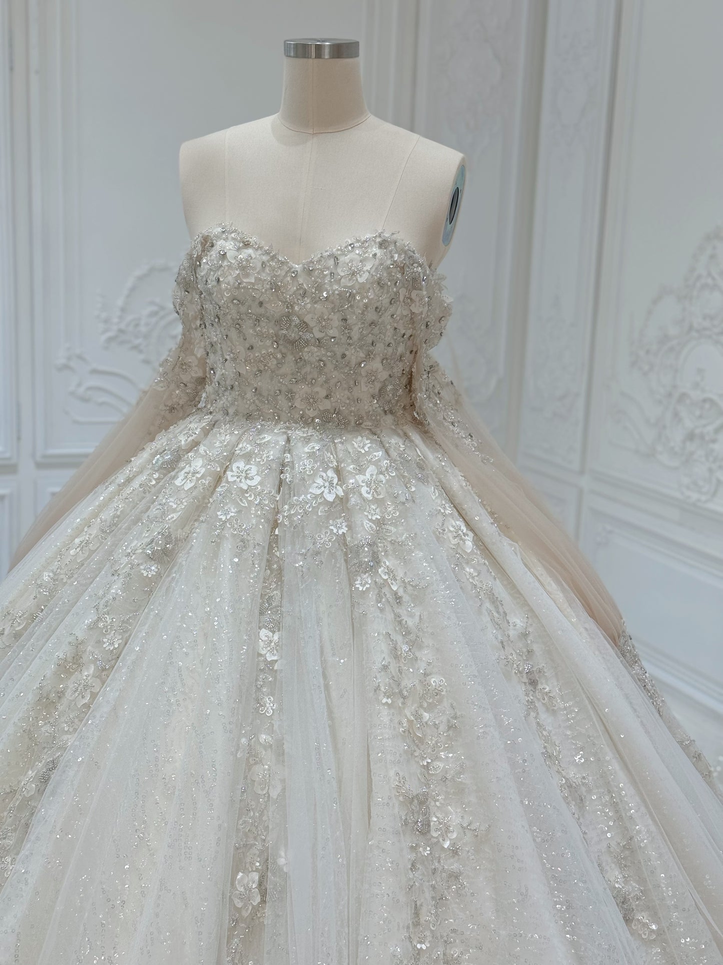 Stock Clearance! Bridal Size 12! Champagne color sparkling 3D floral lace princess ballgown fairy wedding dress with detachable cape