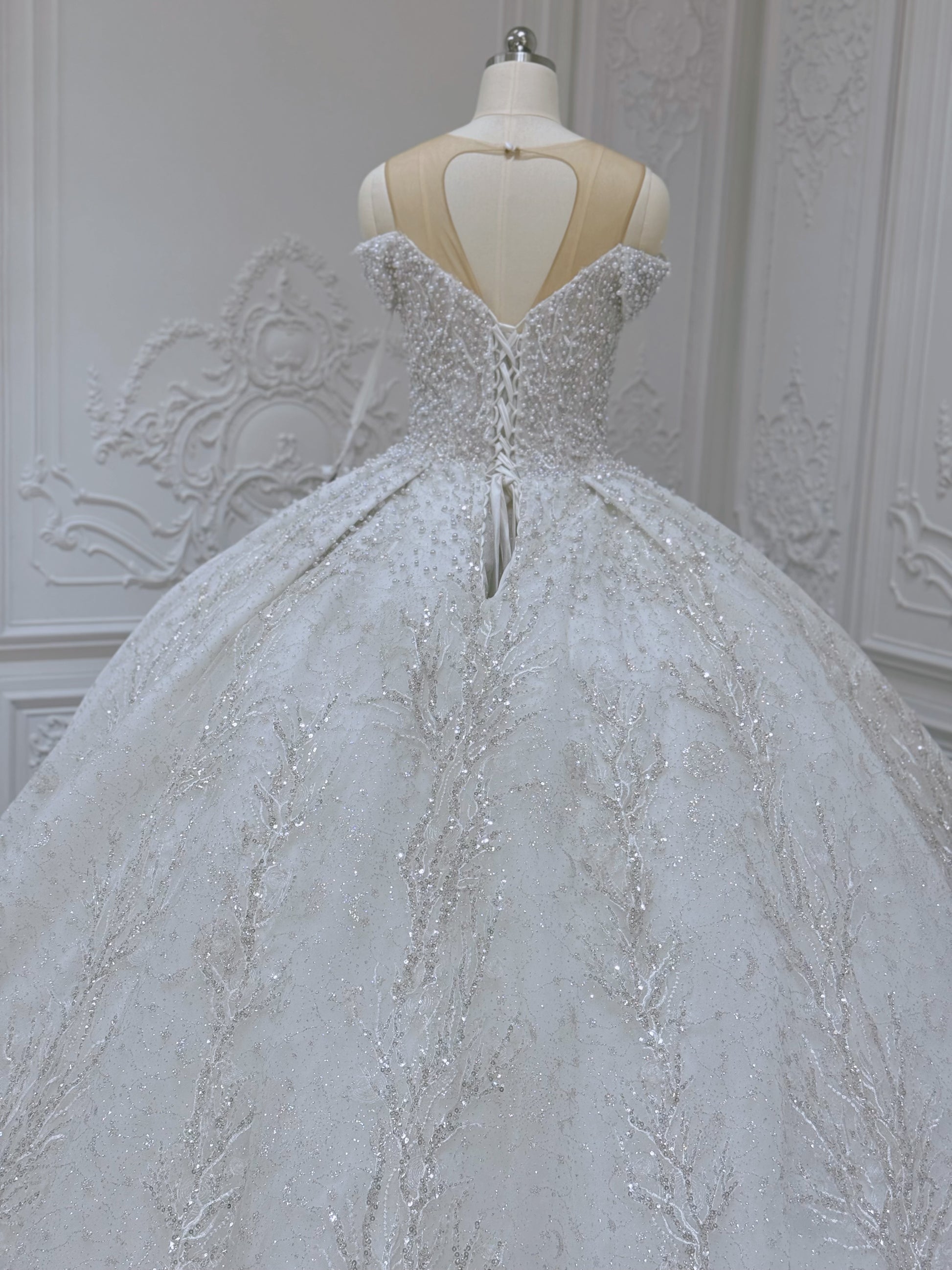 TBC-CM002  Custom-made luxury pearl with beading lace princess ballgown royal wedding dress - Ting's Bridal Collection