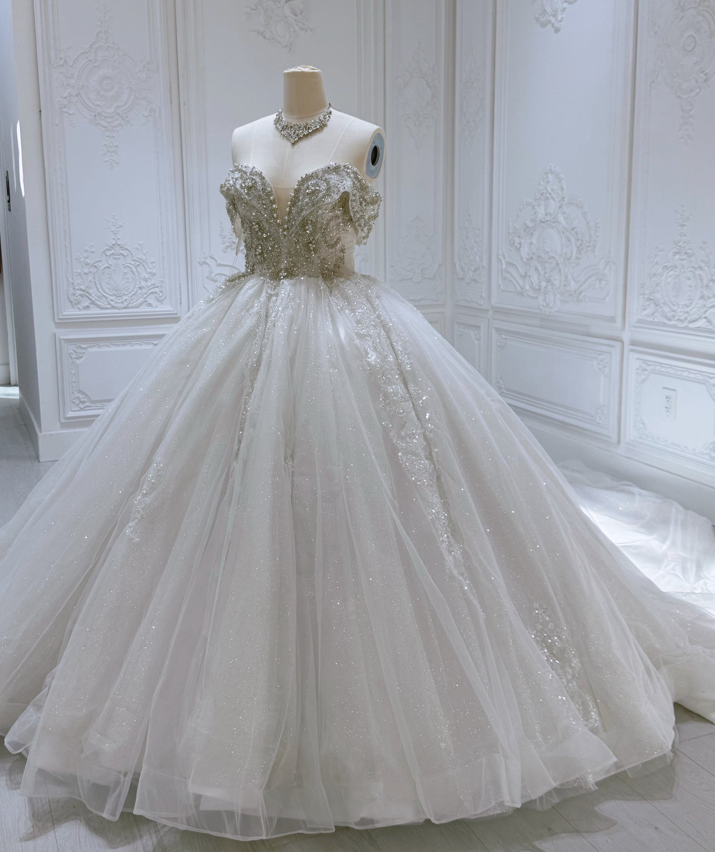 Stock Clearance! Bridal size 8! Custom-made off the shoulder crystal on beading lace princess ballgown sparkling wedding dress
