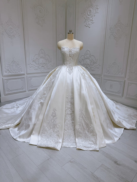 TBC-B045 Luxury lace beading ivory satin princess ballgown royal wedding dress
