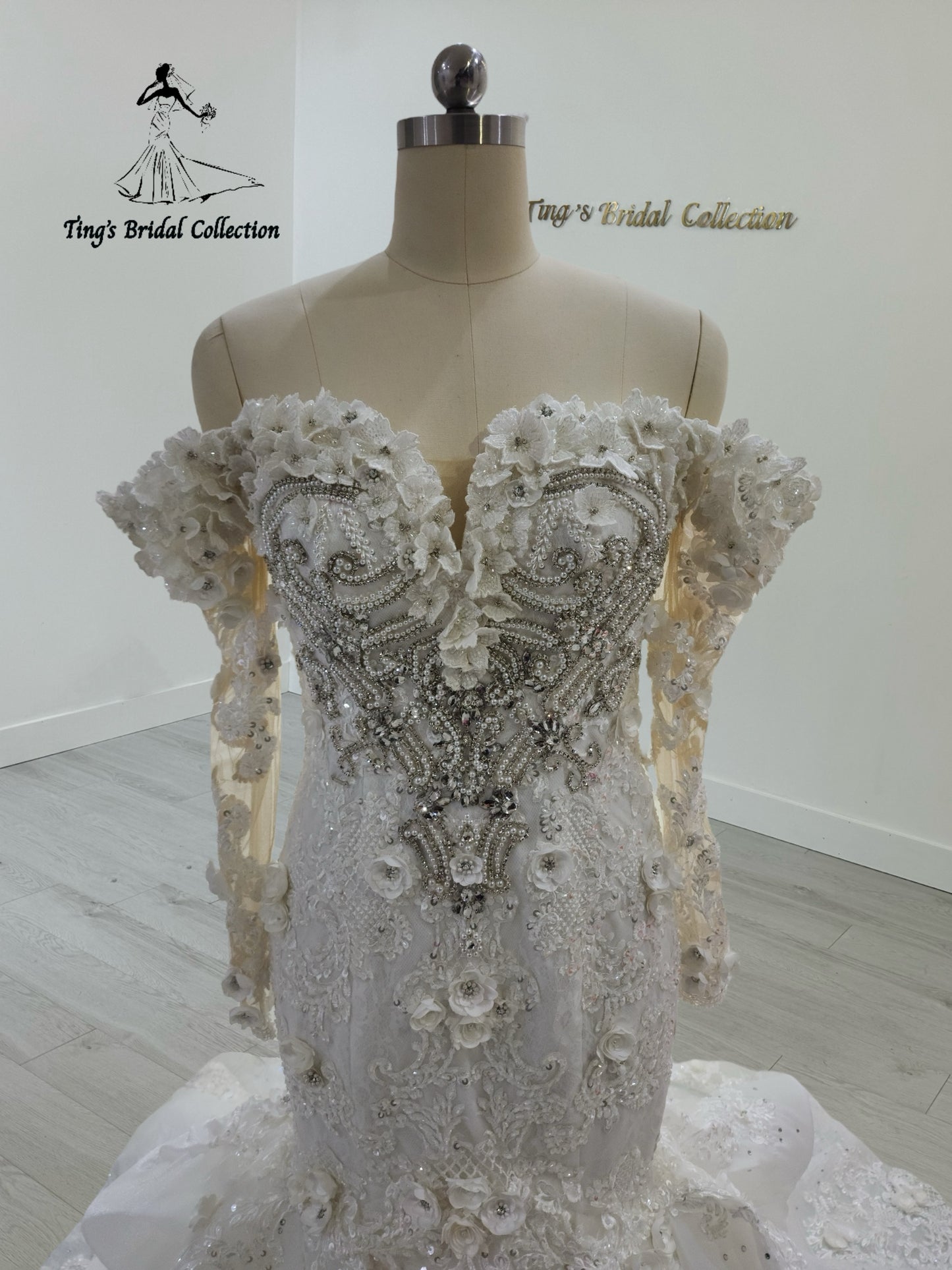 TBC-CM28 Made to order crystal beading with3D floral 2 in 1 style mermaid wedding dress with detachable ruffled skirt