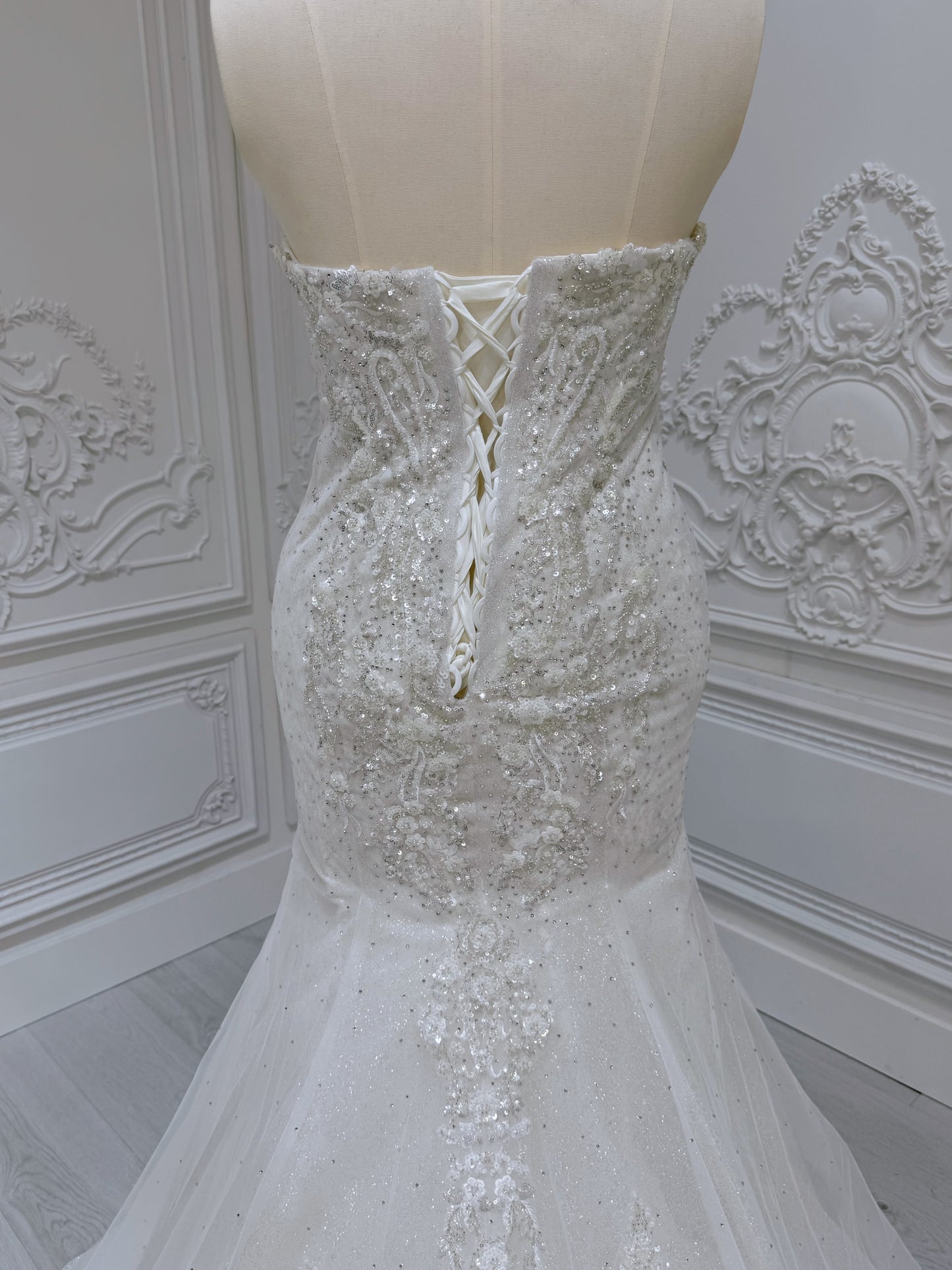 Stock Clearance! Bridal size 12! Custom-made off white beading strapless 2 in 1 look trumpet wedding dress with detachable ruffled skirt