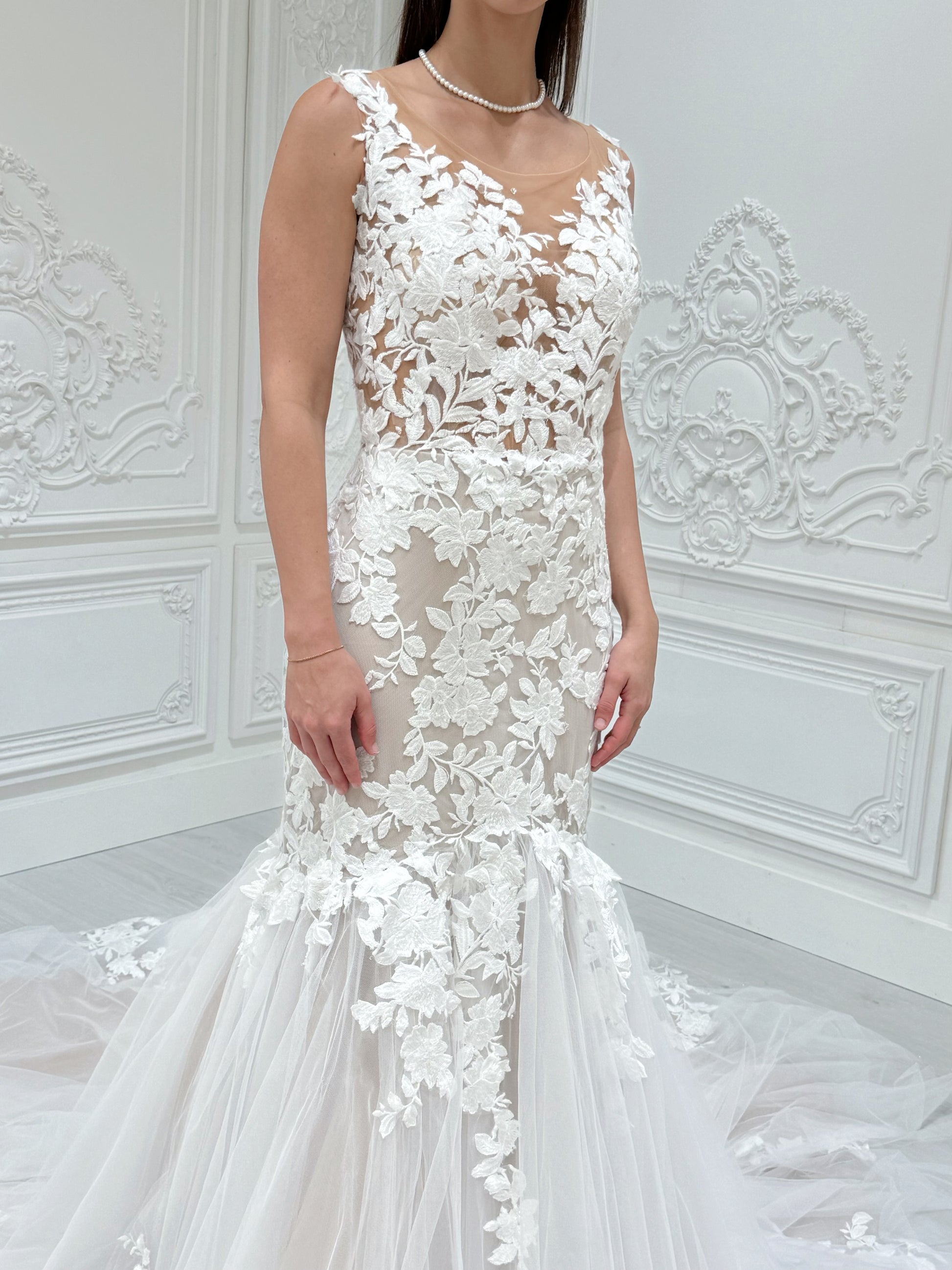 Stock sale! Custom-made champagne sleeveless floral lace embroidered mermaid wedding dress - Ting's Bridal Collection