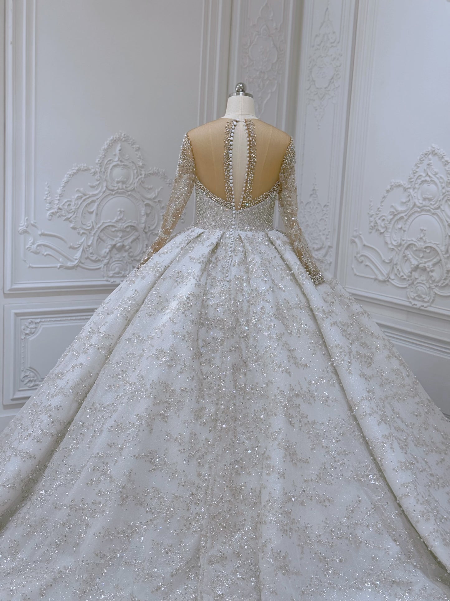 TBC-CM52 Custom-made luxury crystal with beading lace long sleeve sparkling princess ballgown royal wedding dress