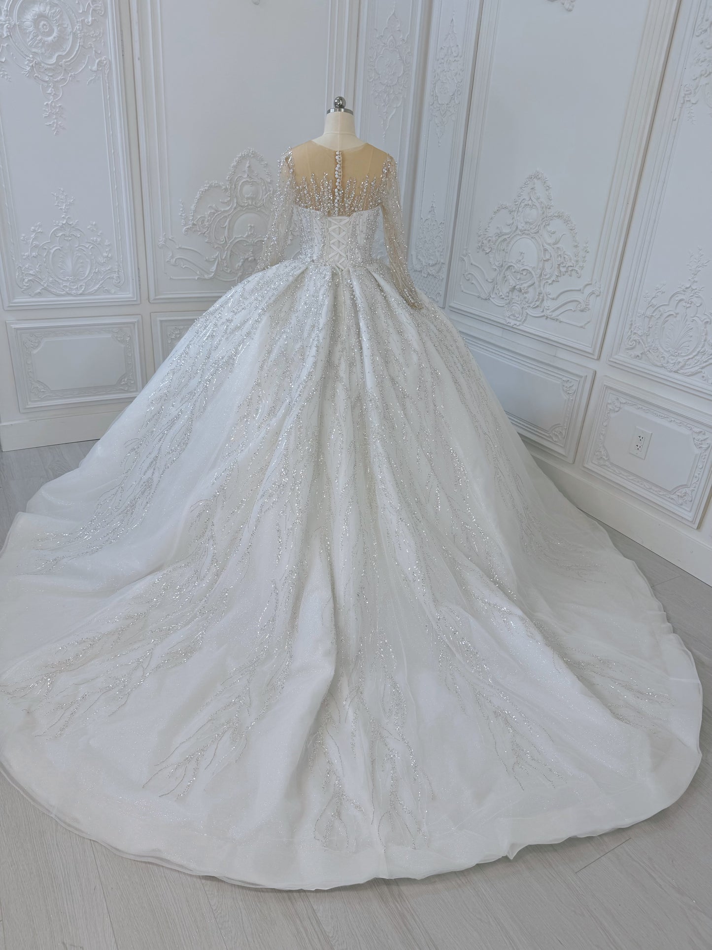TMC-CM47 Custom-made luxury pearl with beading lace long sleeve 2 in 1 Ballgown&mermaid royal wedding dress