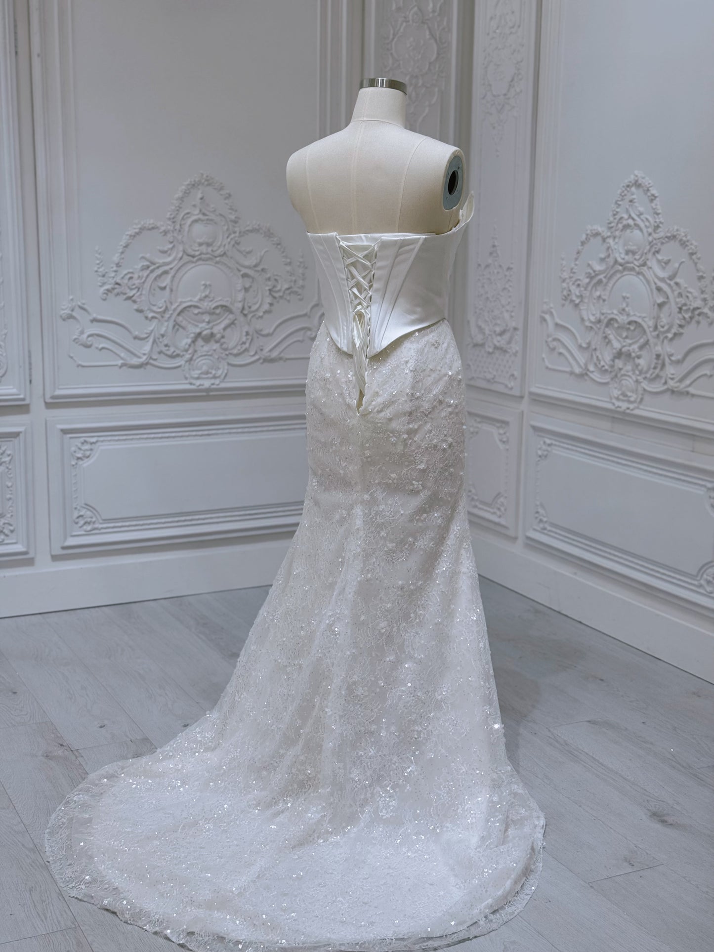 Stock of 2 in 1 mermaid wedding dress with detachable satin skirt