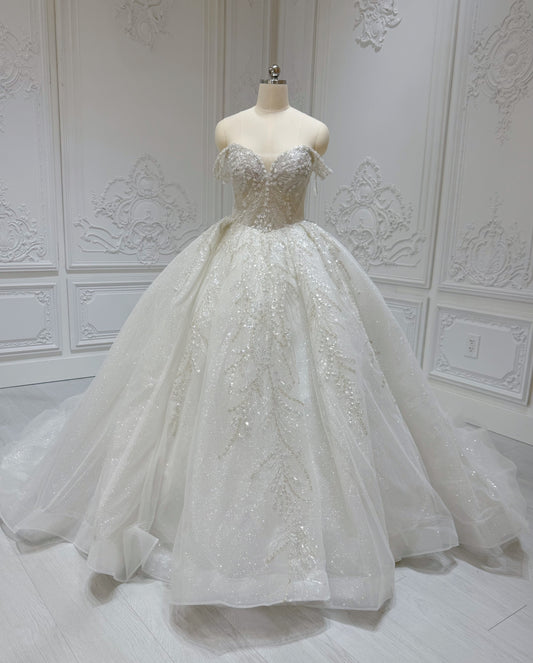 Stock Clearance! Bridal size 6! Luxury beading sparkling off the shoulder princess ballgown fairy wedding dress