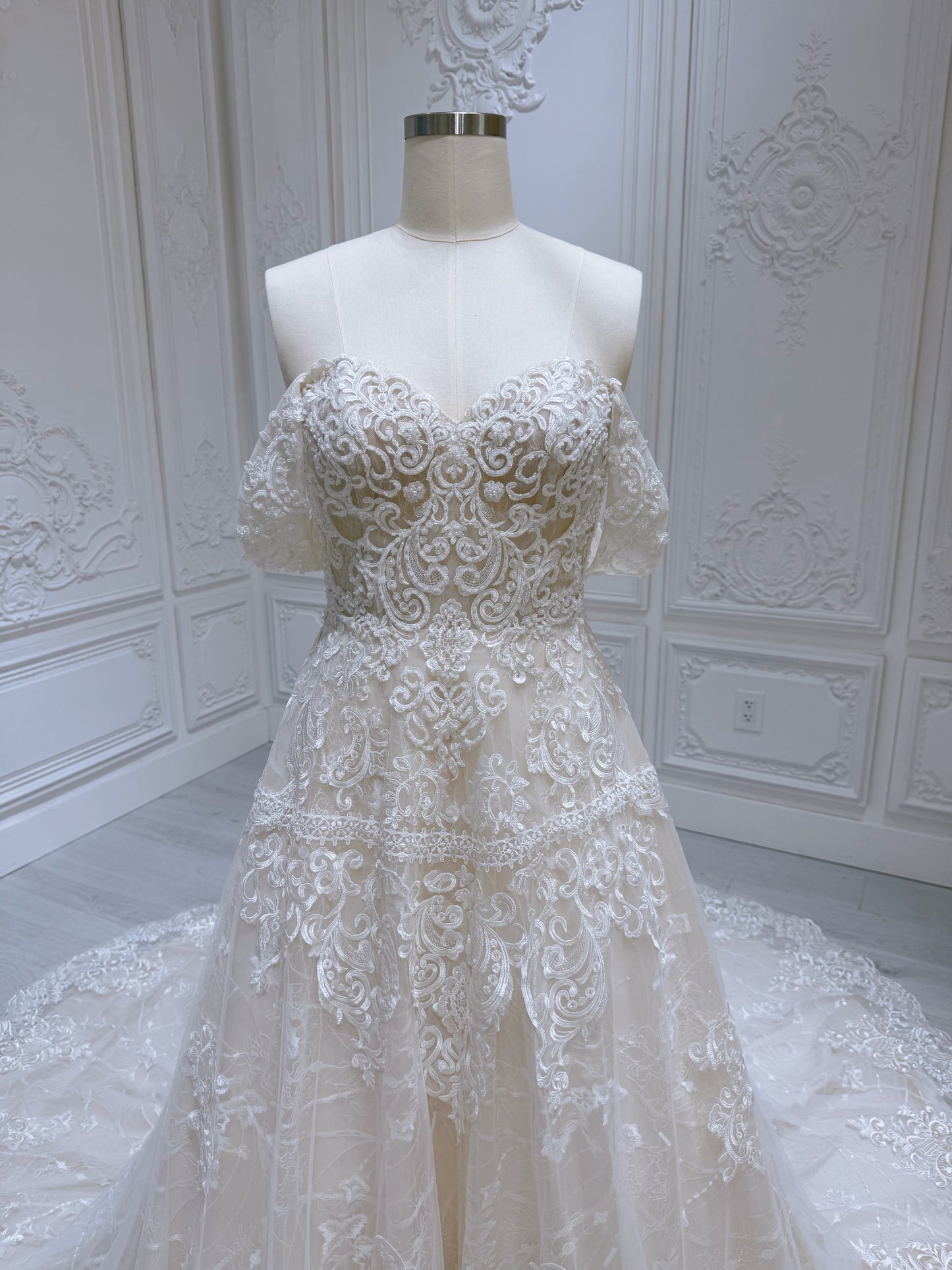 Stock Clearance! Bridal size 12-14! Cream color lace embroidered off the shoulder Aline wedding dress