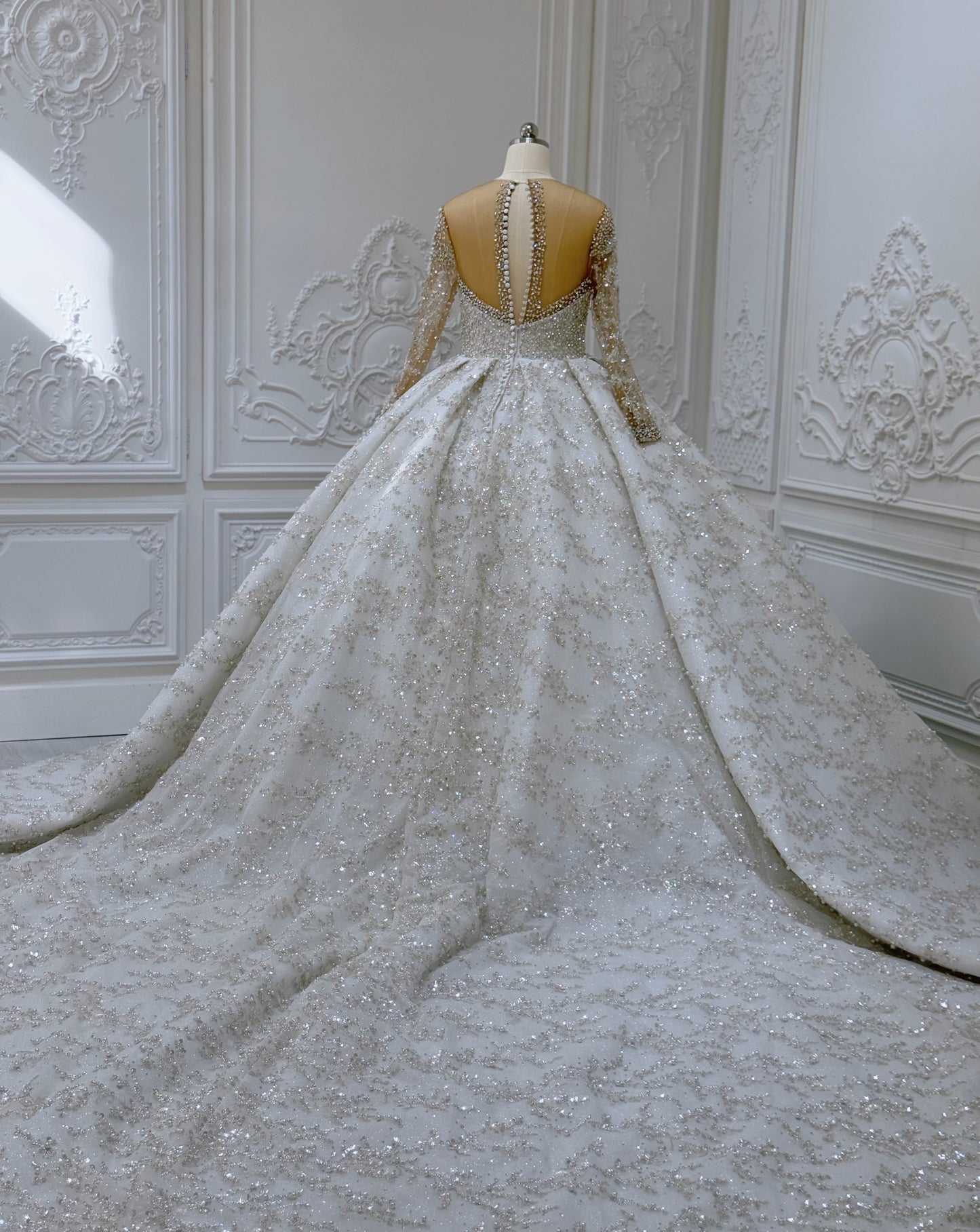TBC-CM52 Custom-made luxury crystal with beading lace long sleeve sparkling princess ballgown royal wedding dress