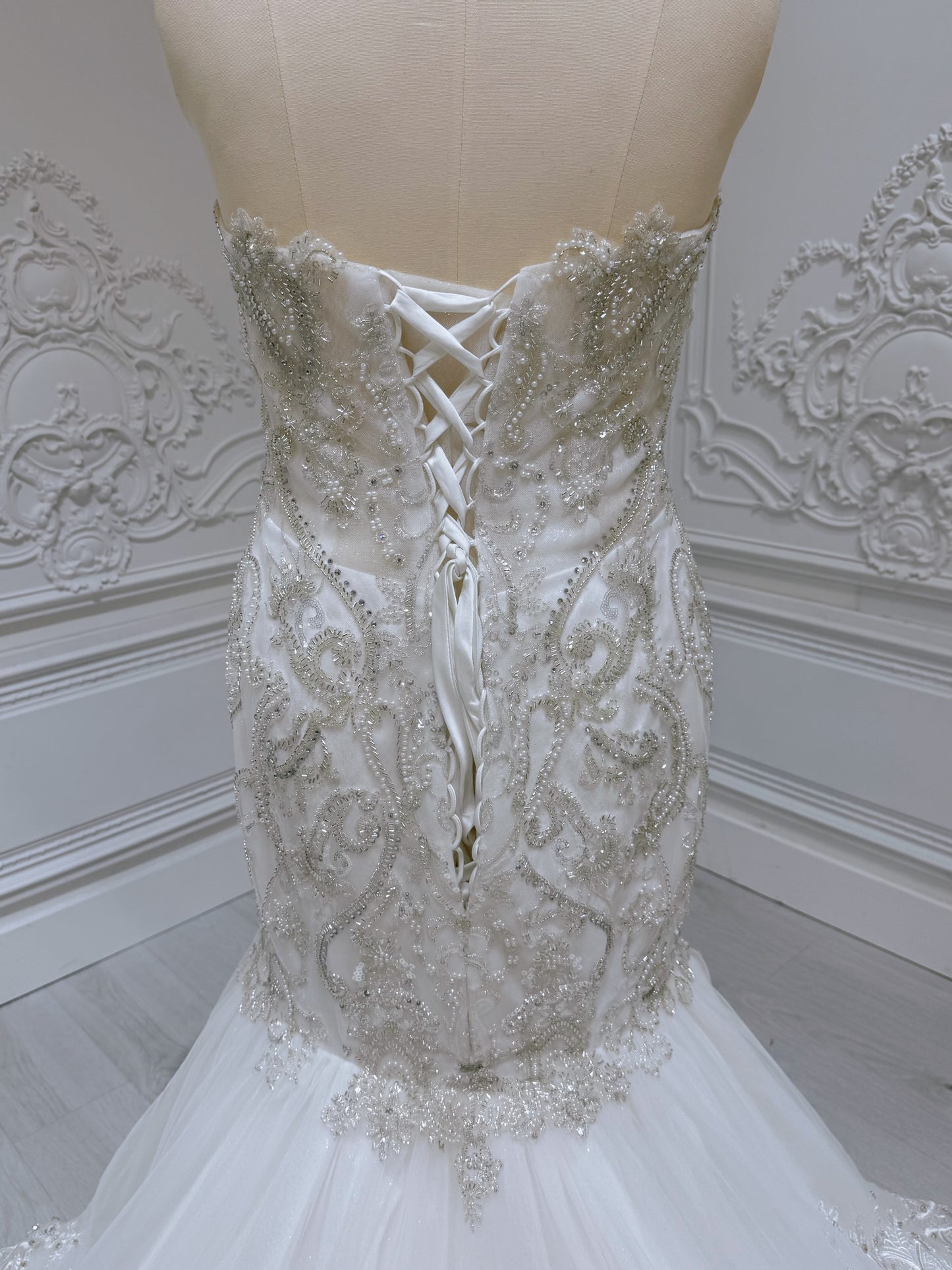 TBC-A009 Stock of crystal beaded lace embroidered sparkling mermaid royal wedding dress