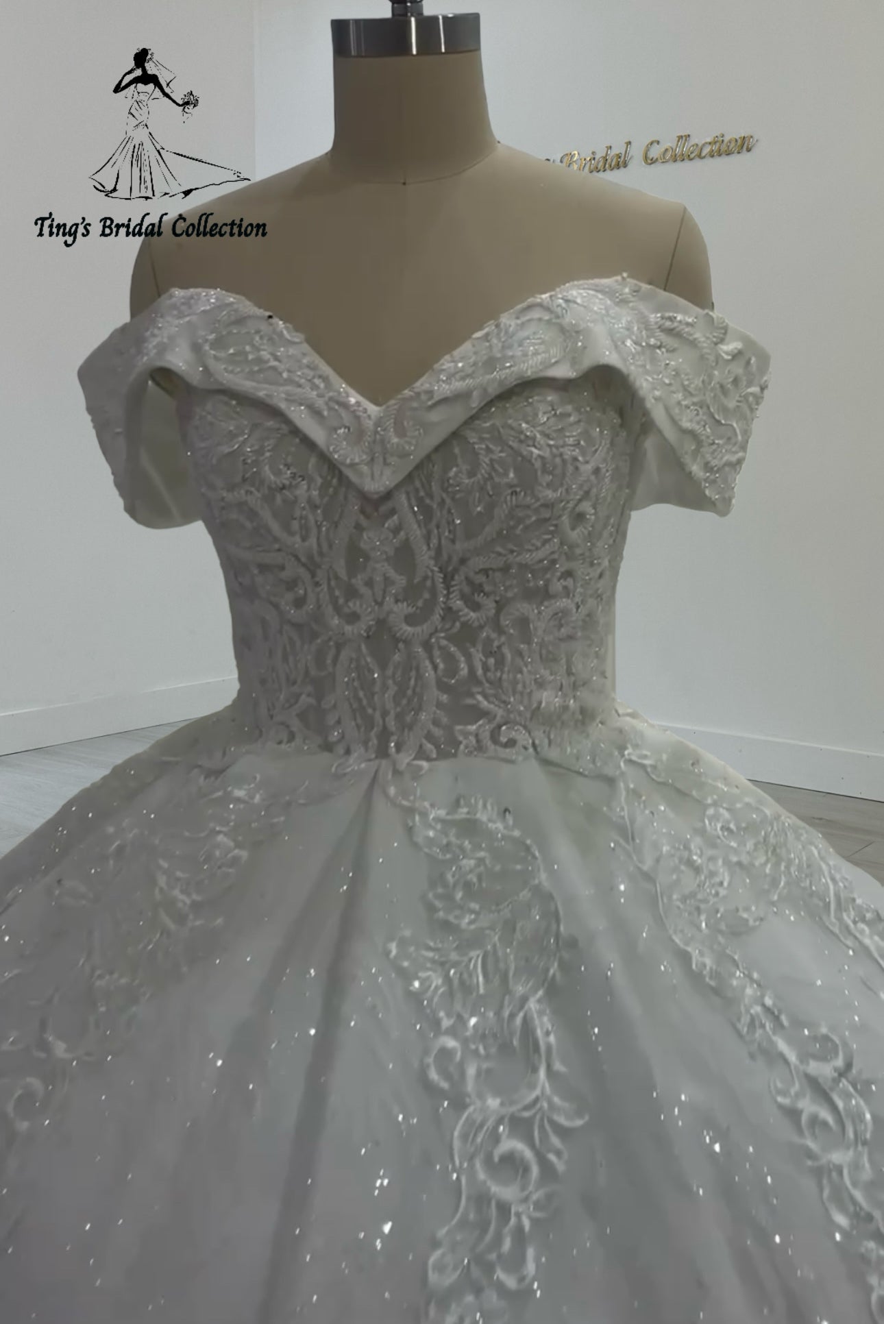 TBC-CM32 Custom-made 3D lace embroidered off the shoulder princess ballgown royal wedding dress