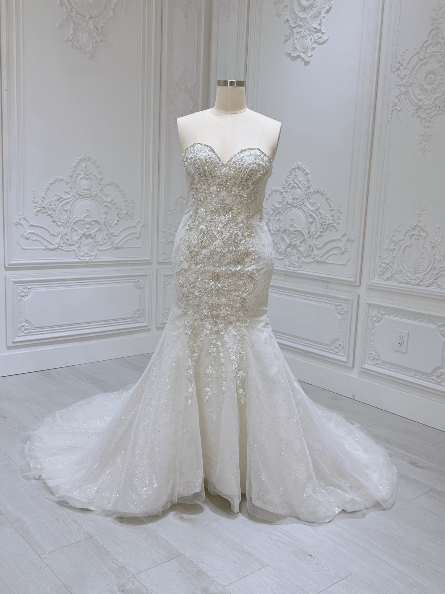 Stock Clearance! Bridal size 12! Custom-made off white beading strapless 2 in 1 look trumpet wedding dress with detachable ruffled skirt