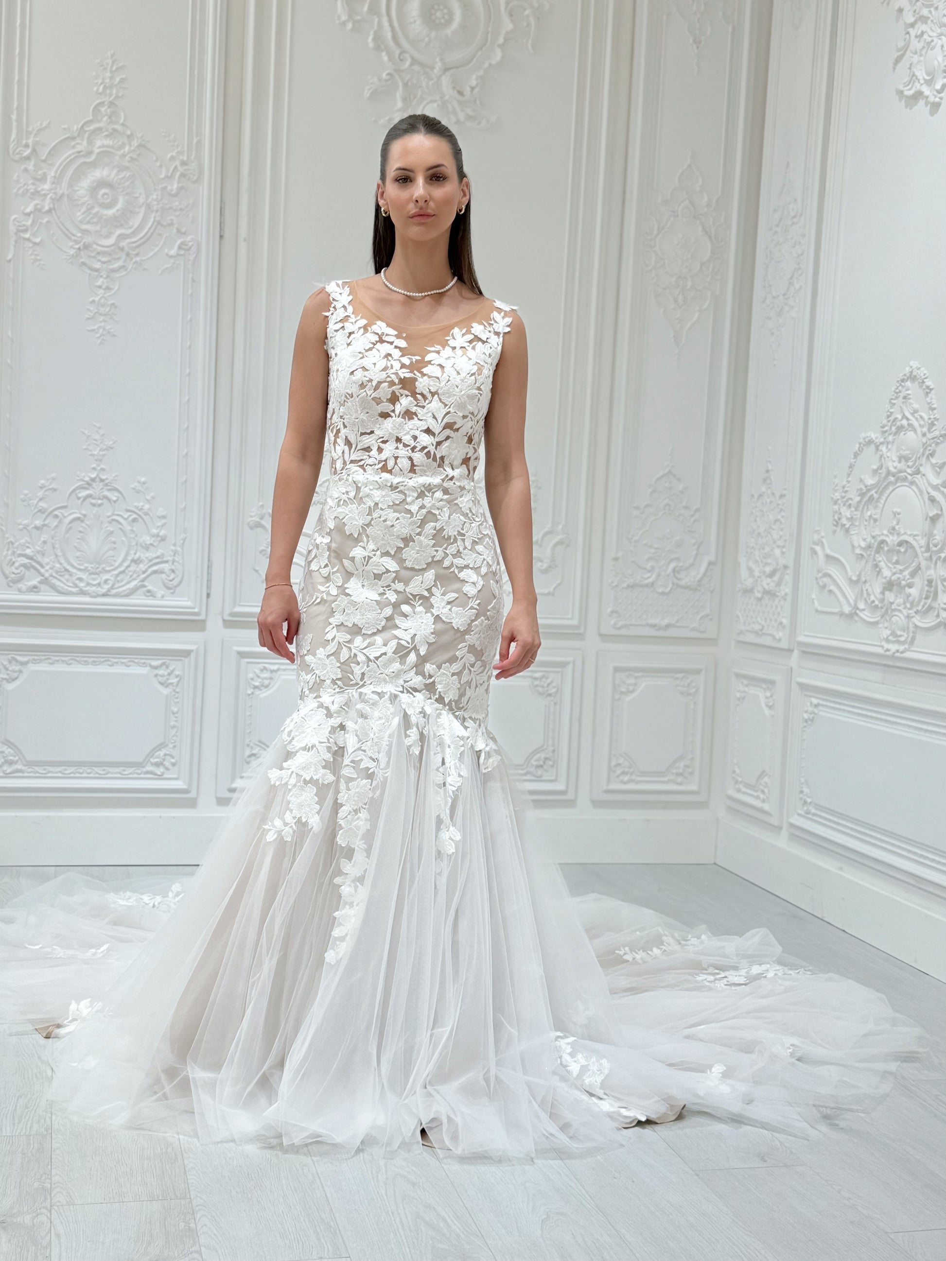 Stock sale! Custom-made champagne sleeveless floral lace embroidered mermaid wedding dress - Ting's Bridal Collection