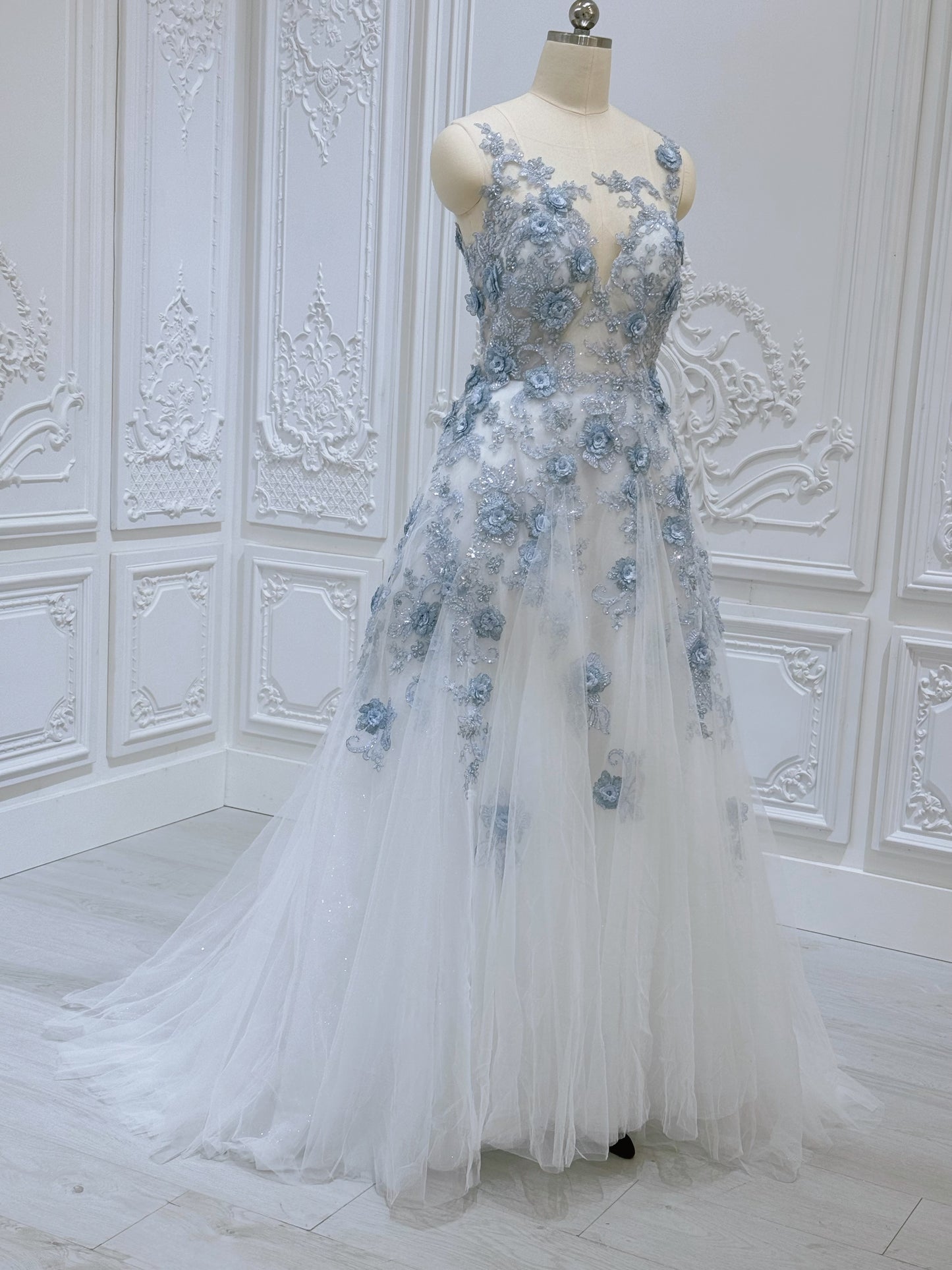 TBC-CM35 Custom-made blue 3D floral appliqué embroidered sparkling Aline wedding dress