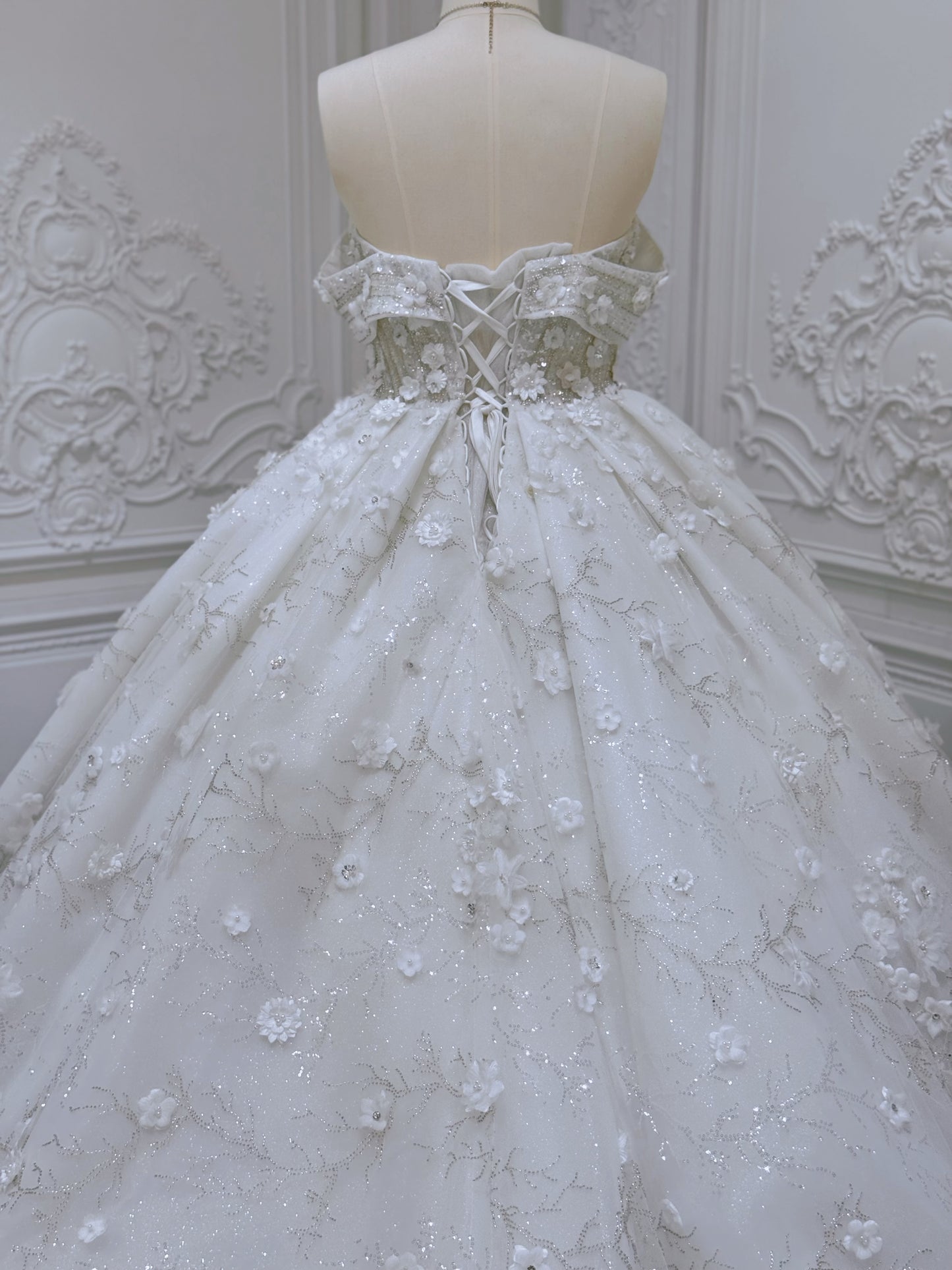 Stock Clearance! Bridal size 12! Custom-made beading with 3D floral off the shoulder princess ballgown fairy wedding dress