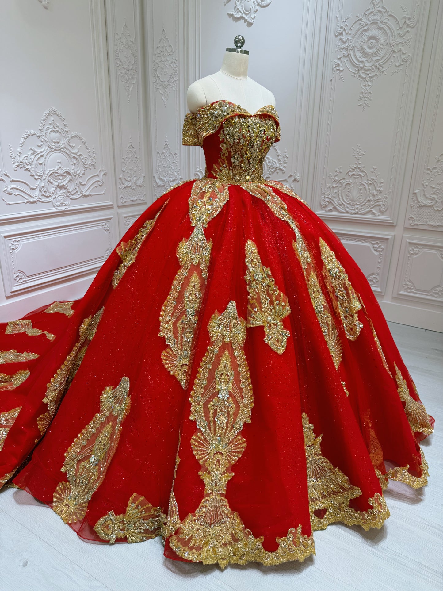 TBC-2IN1-037 Custom-made luxury beading red and gold princess ballgown royal wedding dress with detachable skirt