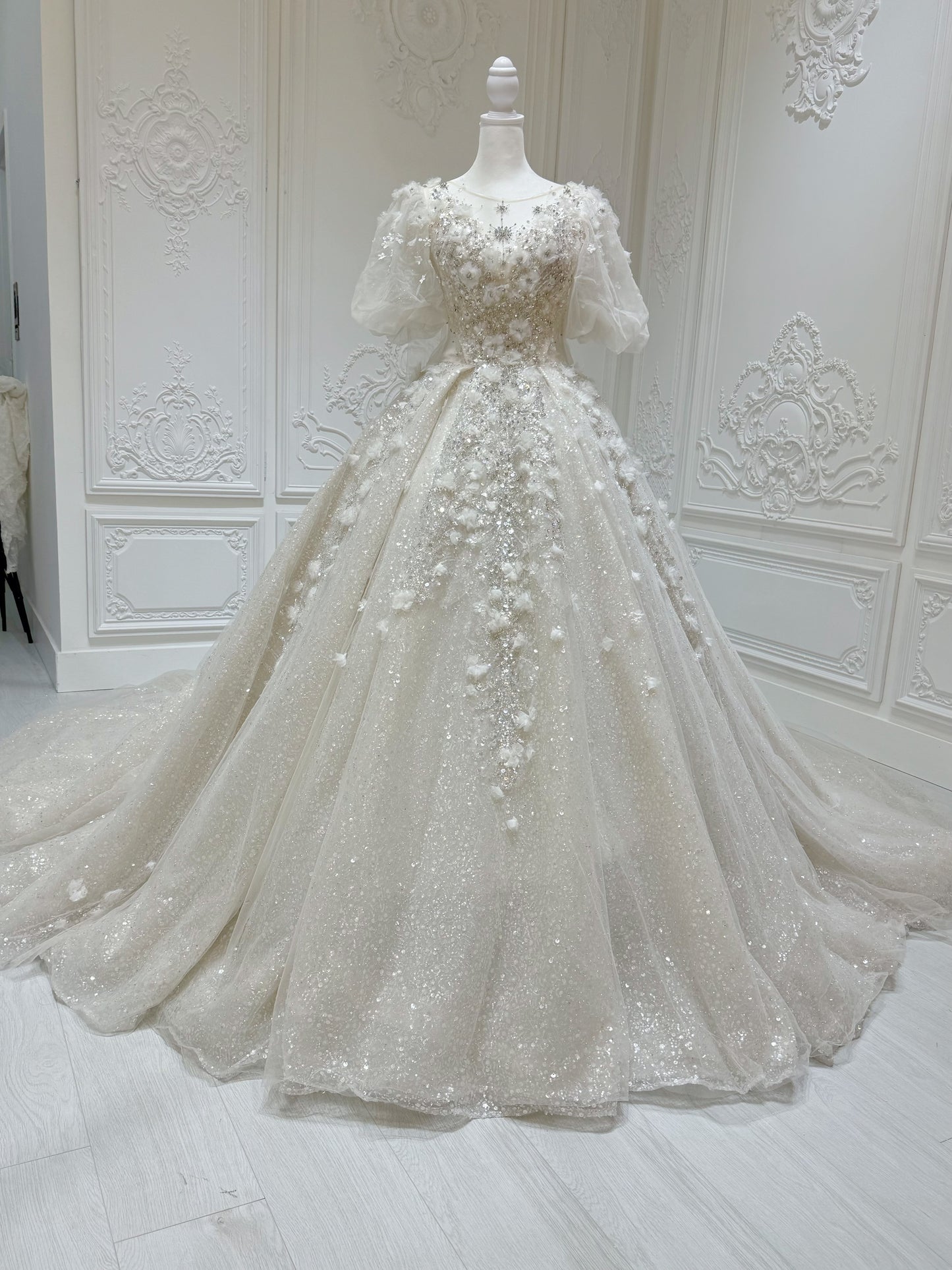 Stock Clearance! Floor sample Bridal Size 2! Custom-made sparkling beading with 3D floral puffy short sleeve ivory Aline fairy wedding dress