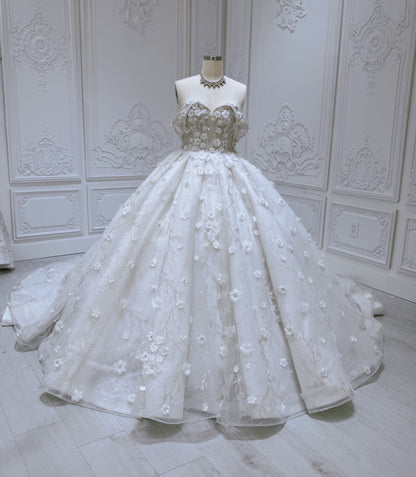 Stock Clearance! Bridal size 12! Custom-made beading with 3D floral off the shoulder princess ballgown fairy wedding dress