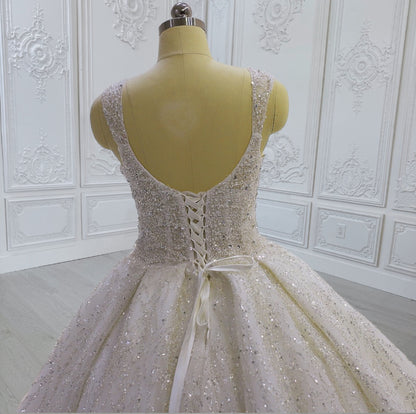 TBC-CM43 Custom-made beading lace embroidered strapped princess ballgown sparkling wedding dress