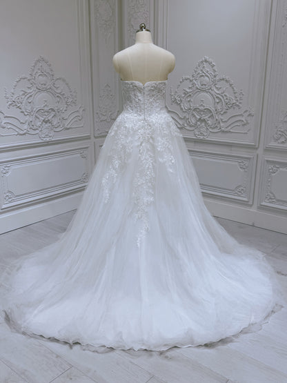 Stock clearance! Bridal size 8. White strapless V neck Aline wedding dress