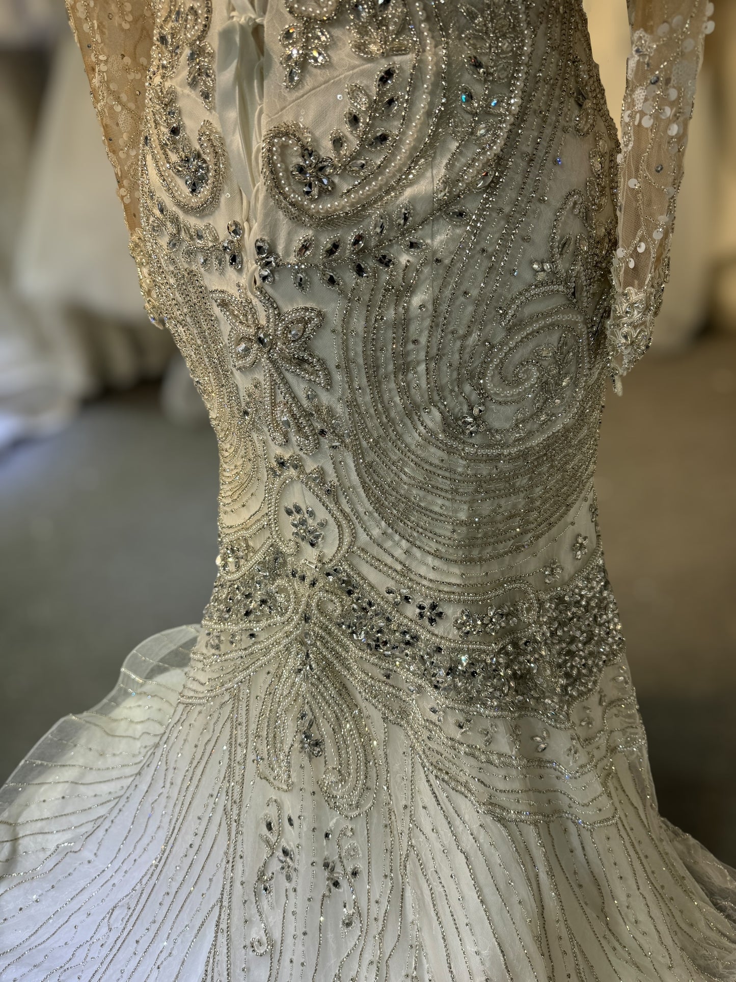 TBC-CM48 Custom-made luxury crystal beaded long sleeve mermaid wedding dress