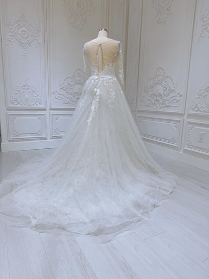 TBC-CM53 Custom-made off white lace embroidered sparkling long sleeve Aline wedding dress