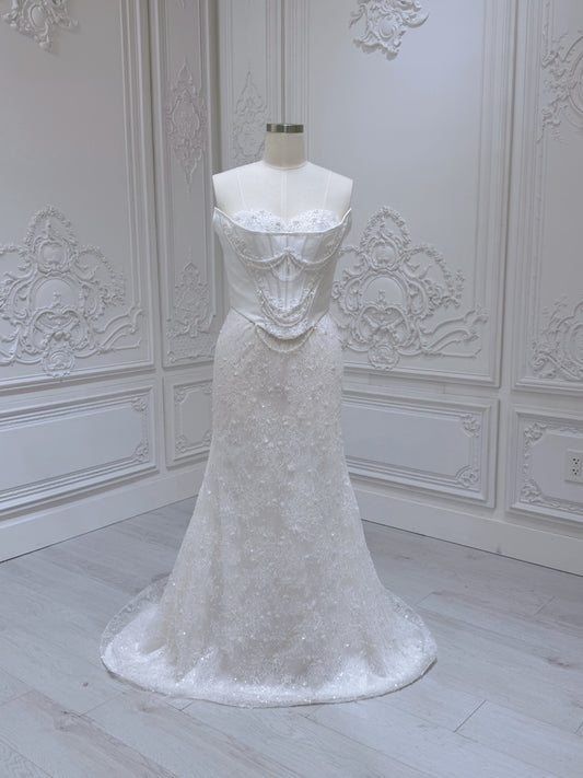 Stock of beading trumpet style wedding dress