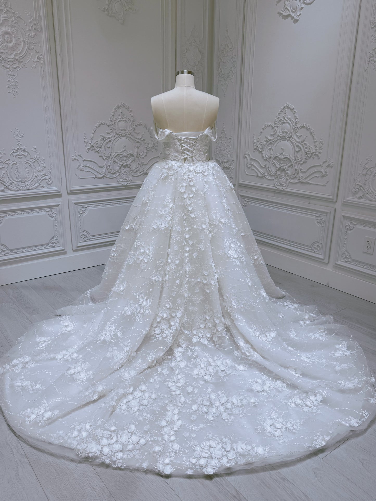 TBC-2IN1-002  Stock of White 3D floral off the shoulder 2 in 1 split mermaid wedding dress with detachable skirt