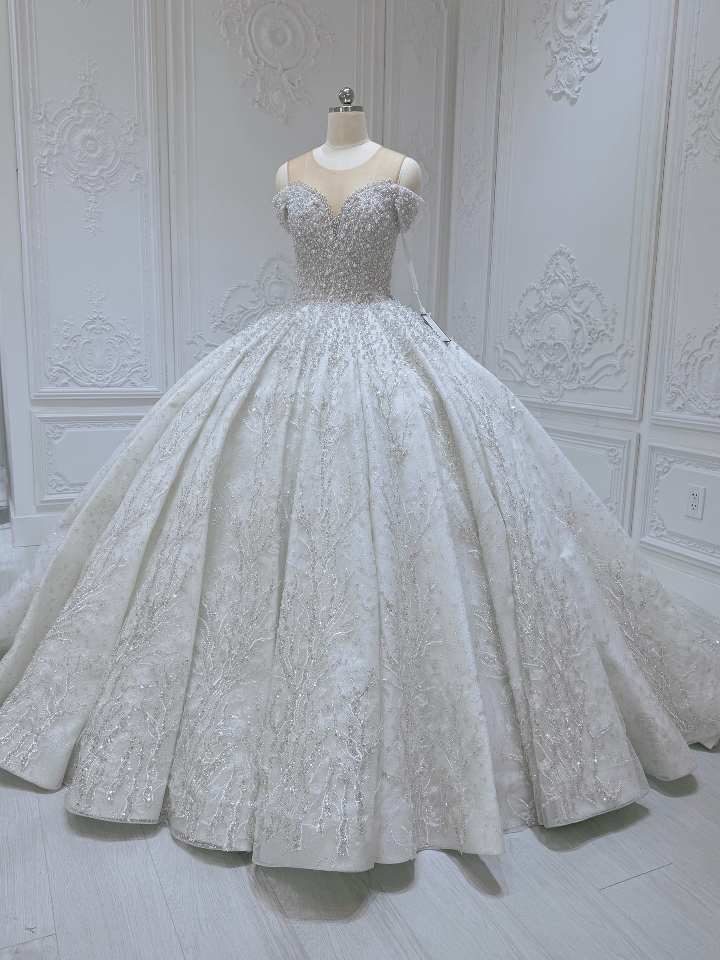 TBC-CM002  Custom-made luxury pearl with beading lace princess ballgown royal wedding dress - Ting's Bridal Collection