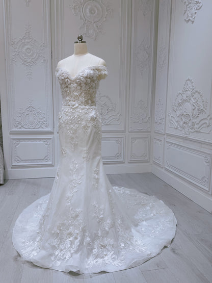 Stock clearance! Bridal size 10! White off the shoulder floral mermaid wedding dress with skirt
