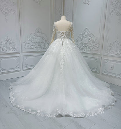 TBC-CM38 Custom-made white color beading&lace embroidered long sleeve classic princess ballgown royal wedding dress