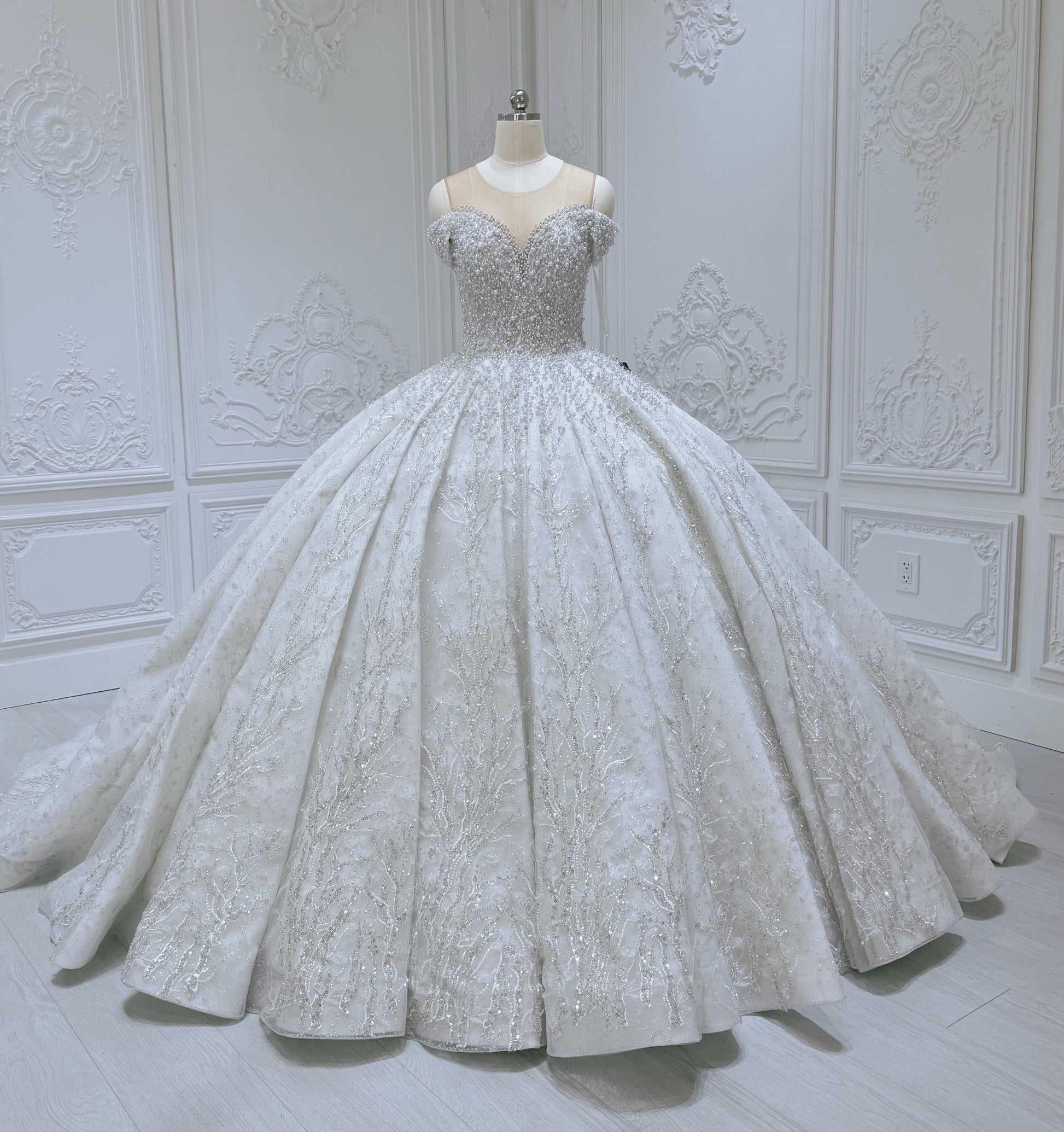 TBC-CM002  Custom-made luxury pearl with beading lace princess ballgown royal wedding dress - Ting's Bridal Collection