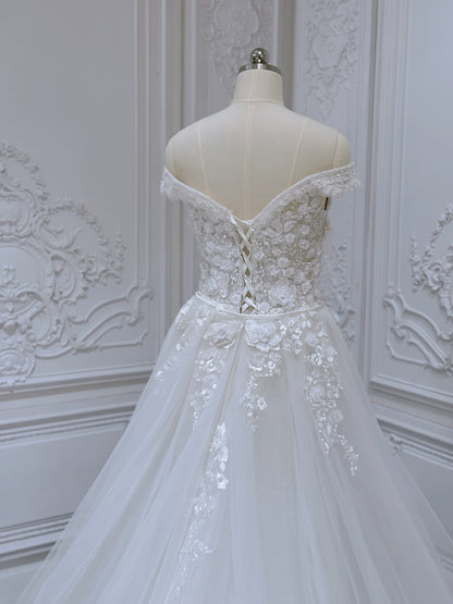 Stock clearance! Bridal size 10! White off the shoulder floral mermaid wedding dress with skirt