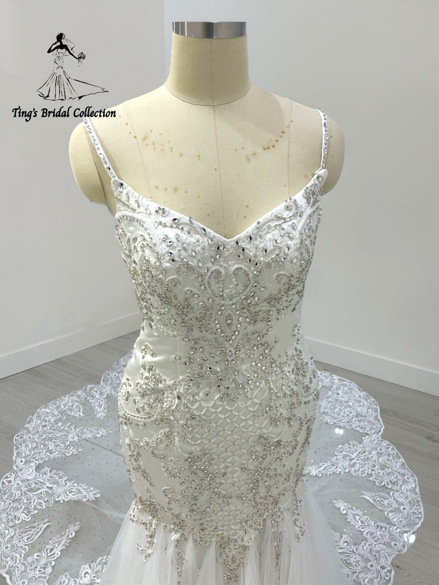 TBC-M045 Made to order lace embroidered with crystal beaded mermaid wedding dress