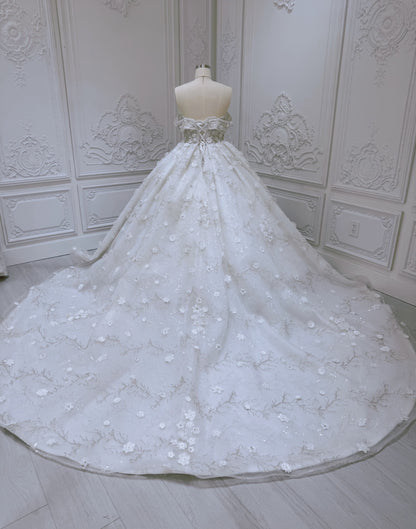 Stock Clearance! Bridal size 12! Custom-made beading with 3D floral off the shoulder princess ballgown fairy wedding dress