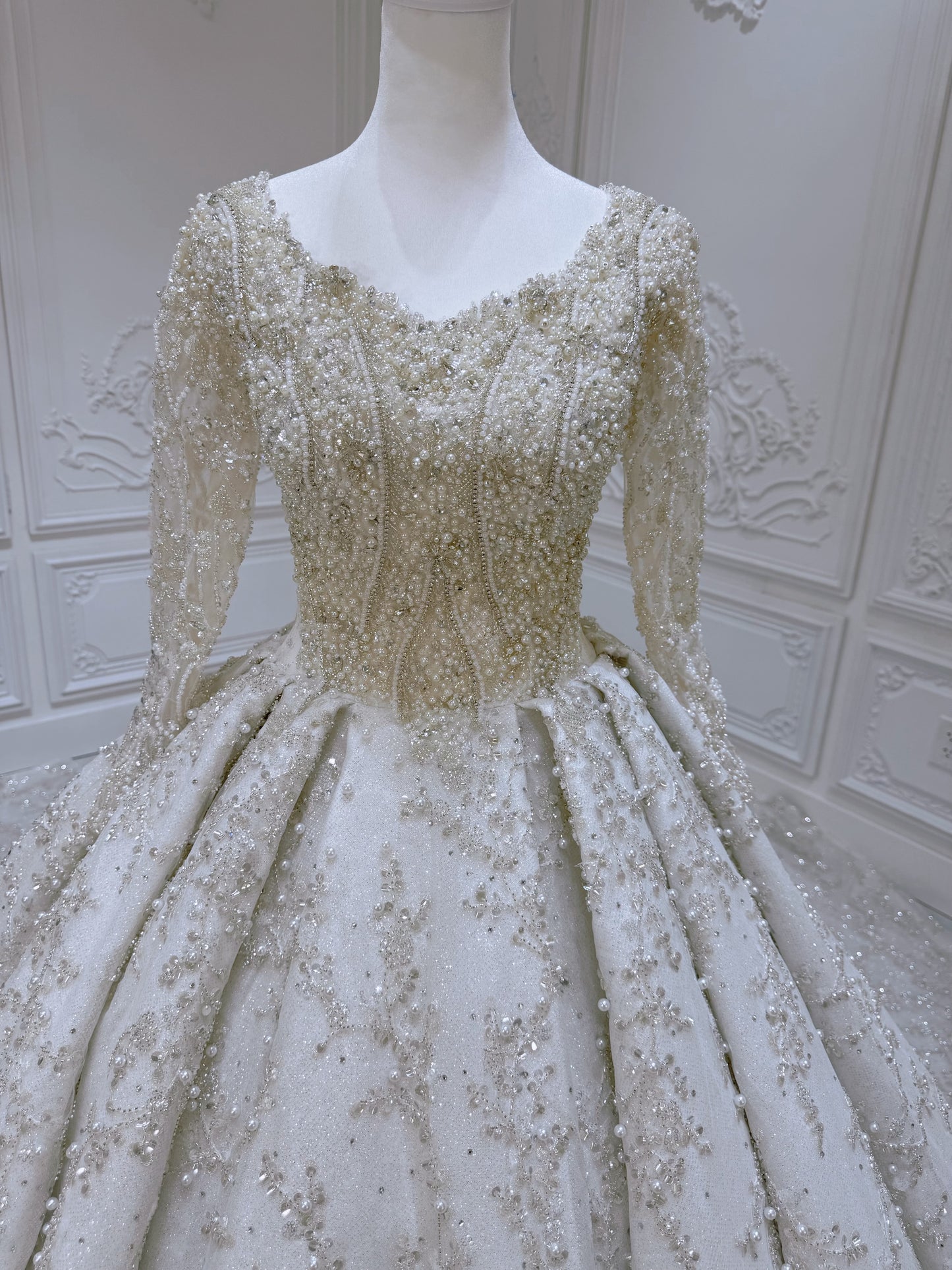 TBC-B034 Made to order luxury beading sparkling princess ballgown royal wedding dress