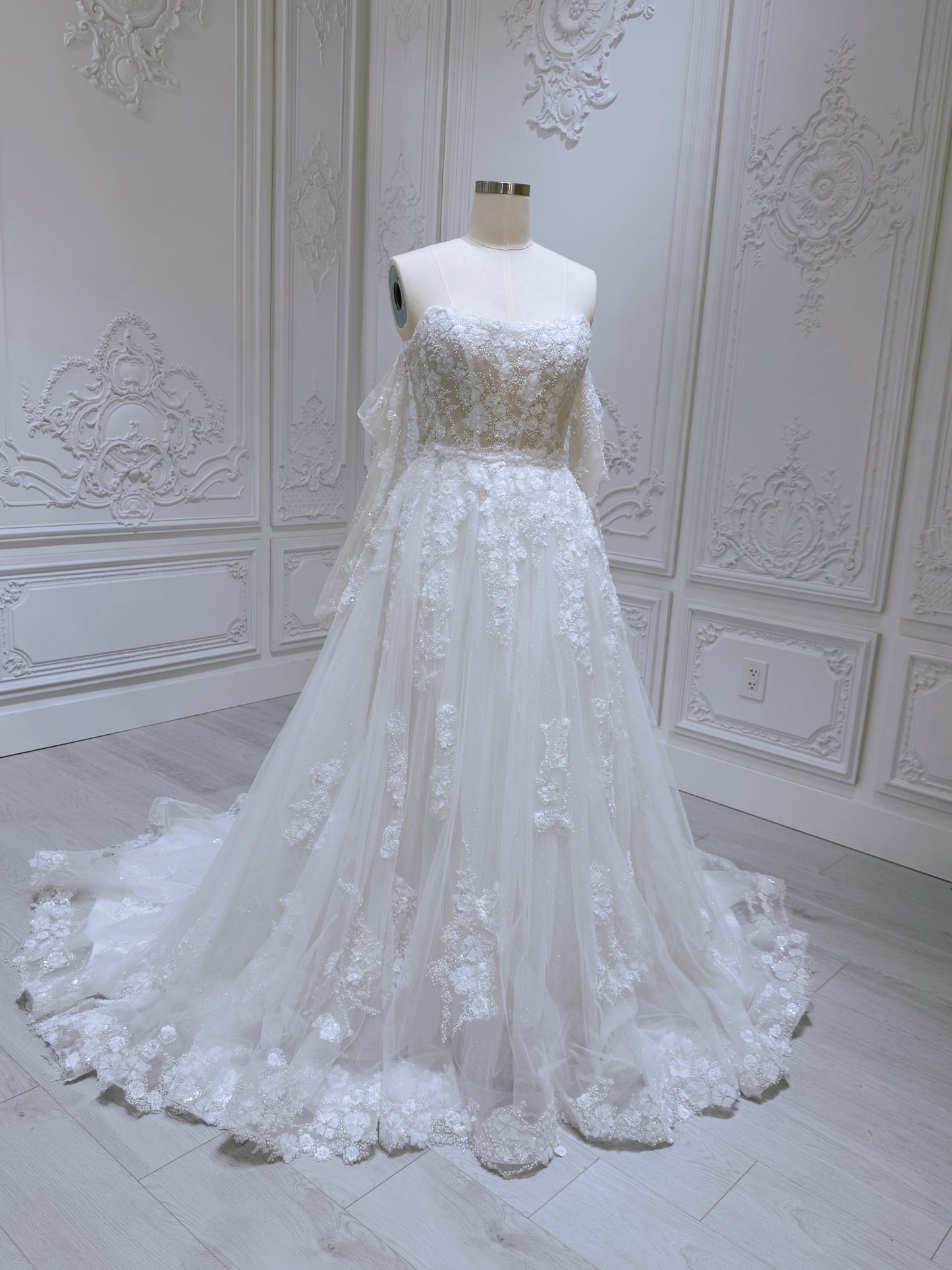 TBC-2IN1-035 Made to order 3D lace with beading 2 in 1 Mini&Aline wedding dress