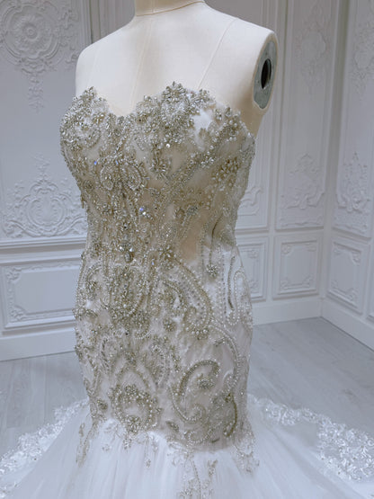 TBC-A009 Stock of crystal beaded lace embroidered sparkling mermaid royal wedding dress