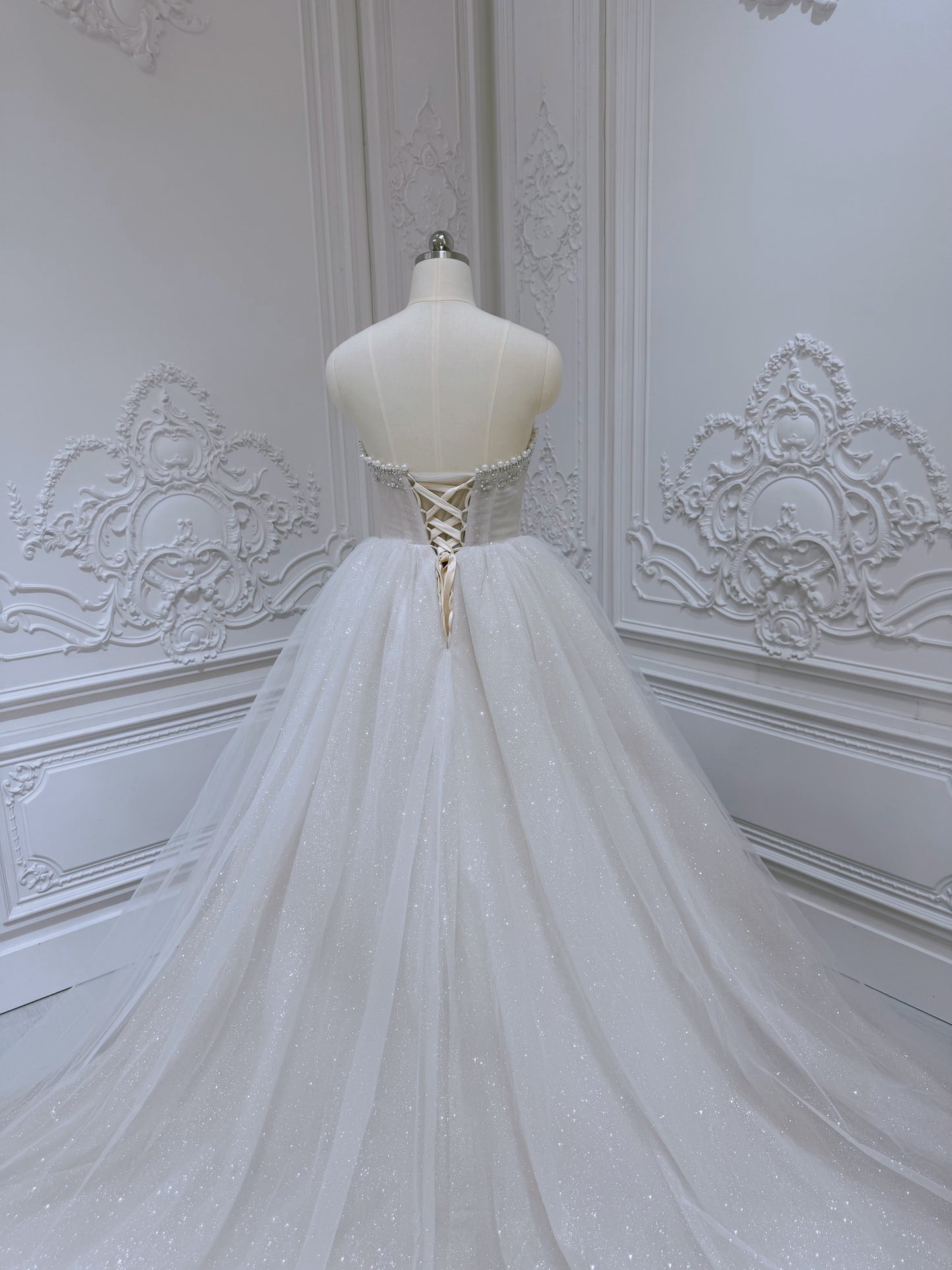 Stock Clearance! Strapless Ivory sparkling tulle Aline/ballgown wedding dress