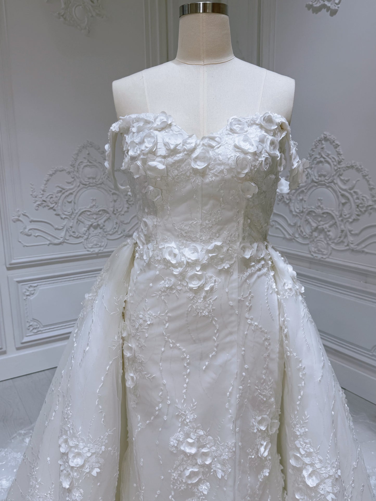 TBC-2IN1-002  Stock of White 3D floral off the shoulder 2 in 1 split mermaid wedding dress with detachable skirt