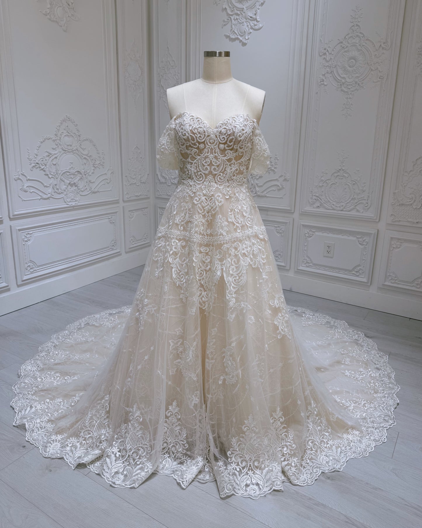 Stock Clearance! Bridal size 12-14! Cream color lace embroidered off the shoulder Aline wedding dress