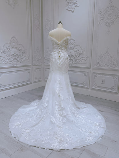 Stock clearance! Bridal size 10! White off the shoulder floral mermaid wedding dress with skirt