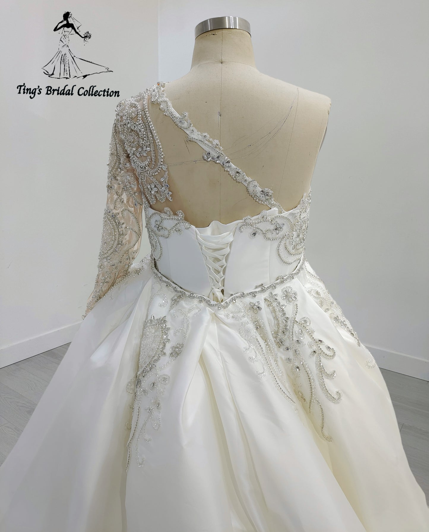 TBC-CM30 Custom-made luxury beading crossed one shoulder with long sleeve 2 in 1 style royal wedding dress with detachable skirt