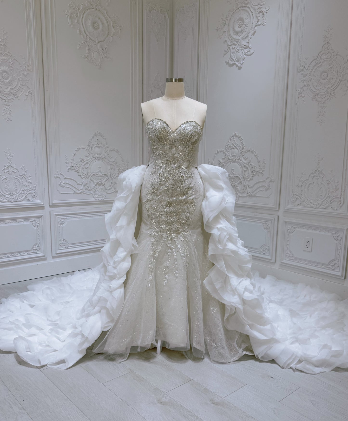 Stock Clearance! Bridal size 12! Custom-made off white beading strapless 2 in 1 look trumpet wedding dress with detachable ruffled skirt