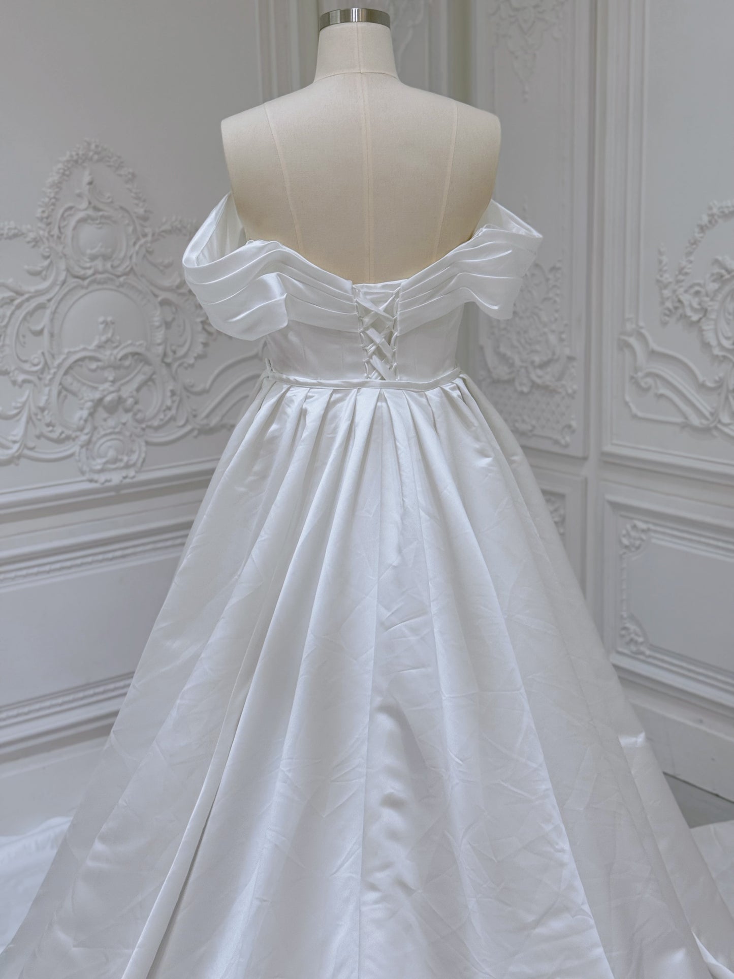 Stock Clearance! Bridal size 12! White satin off the shoulder pleated 2 in 1 style mermaid wedding dress with detachable skirt