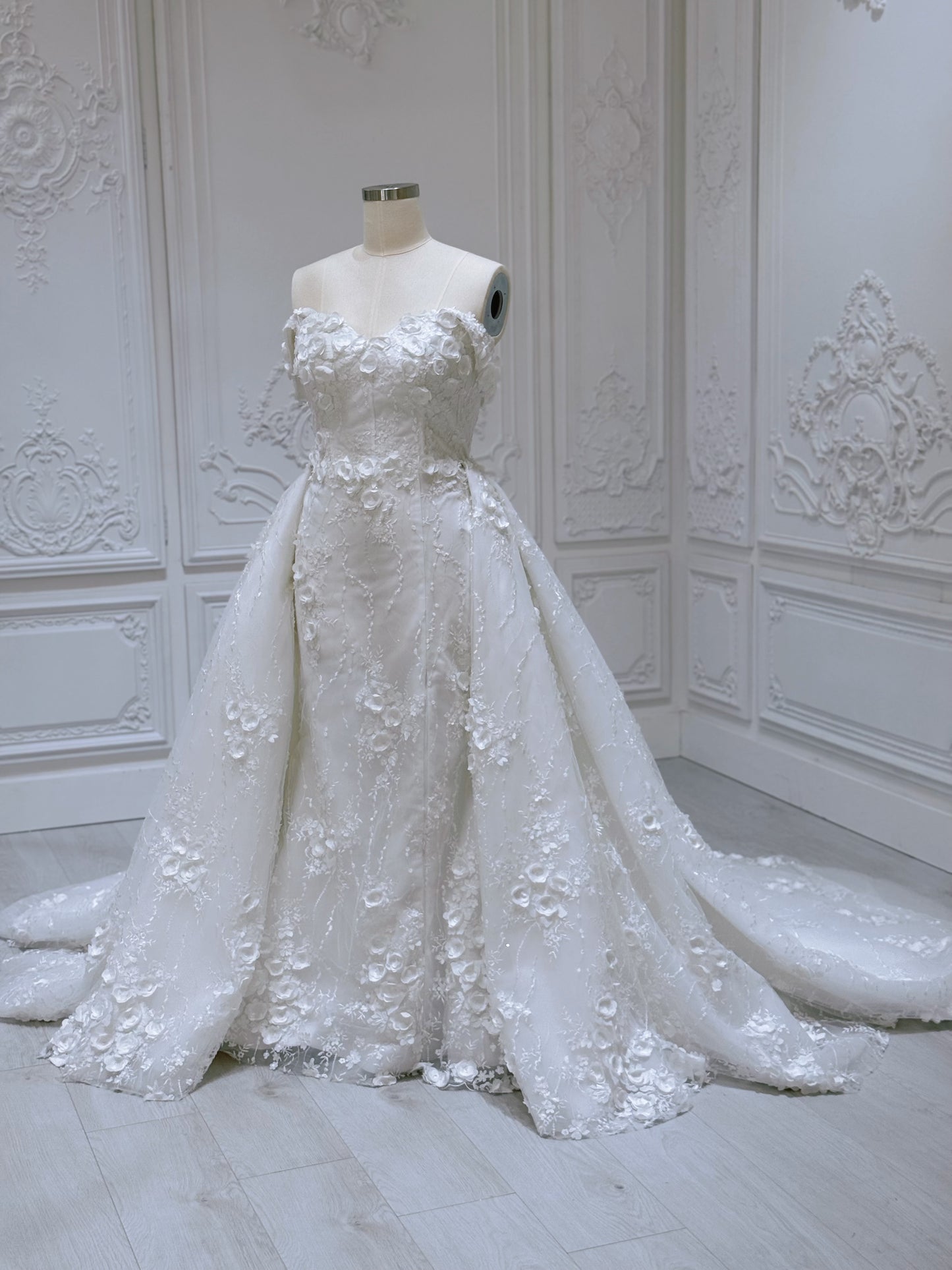 TBC-2IN1-002  Stock of White 3D floral off the shoulder 2 in 1 split mermaid wedding dress with detachable skirt