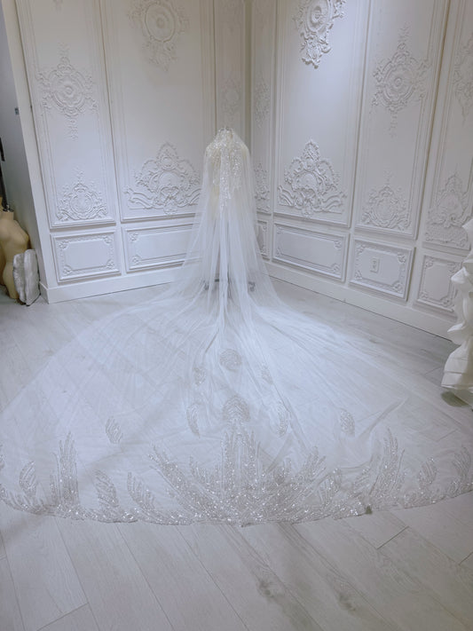 Stock Sale of luxury beading 2 tiers wedding veil with blusher. Bridal veil with royal train