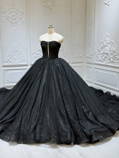 Stock clearance! Bridal size 8! Black strapless sparkling ballgown Gothic wedding dress