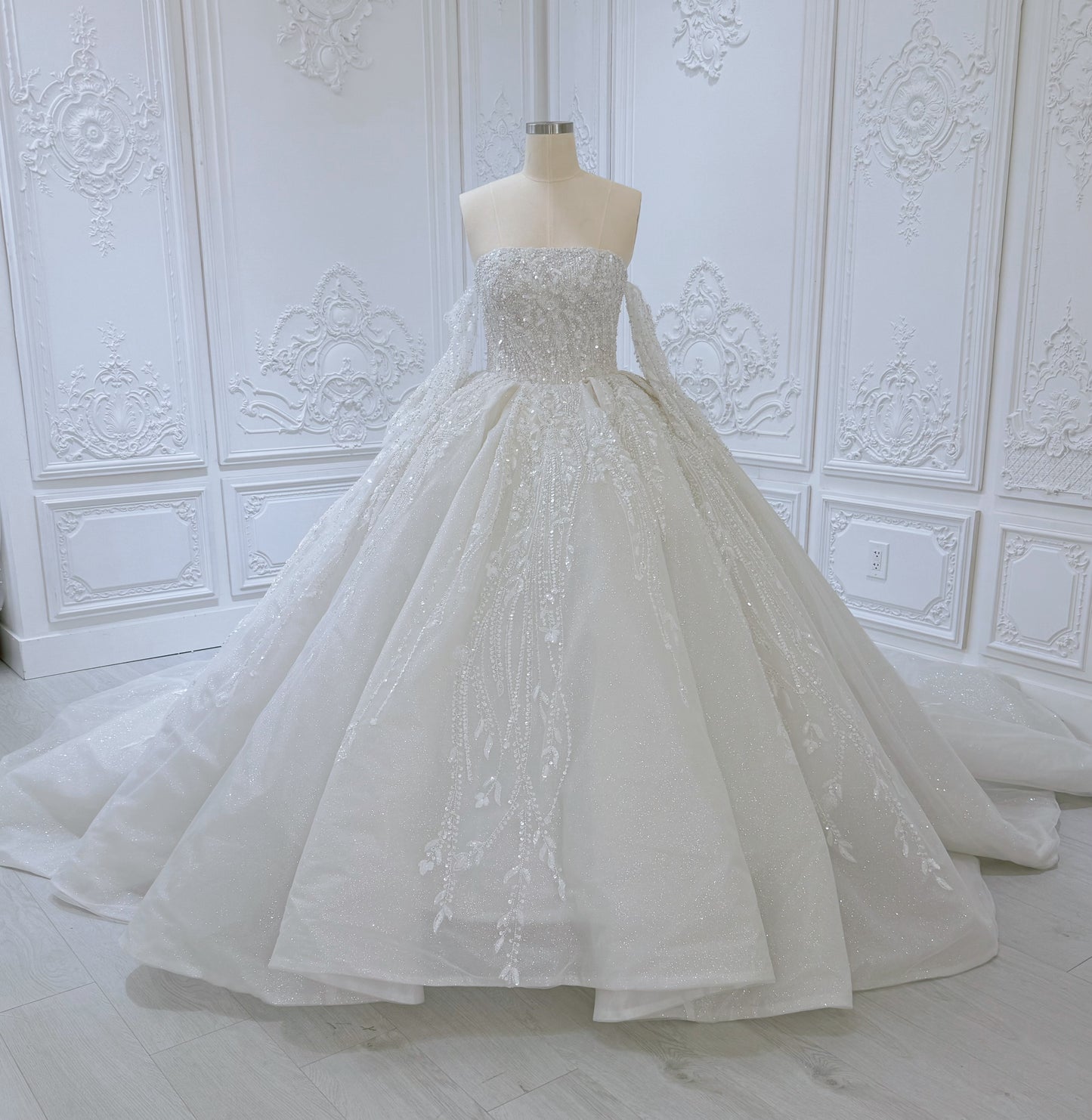 TBC-B003 Off white 3D floral lace embroidered princess ballgown fairy wedding dress