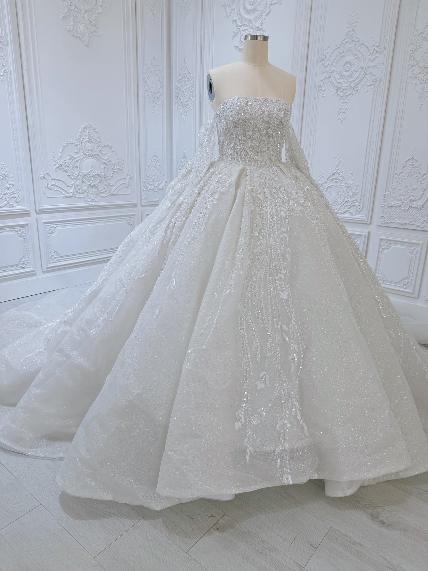 TBC-B003 Off white 3D floral lace embroidered princess ballgown fairy wedding dress